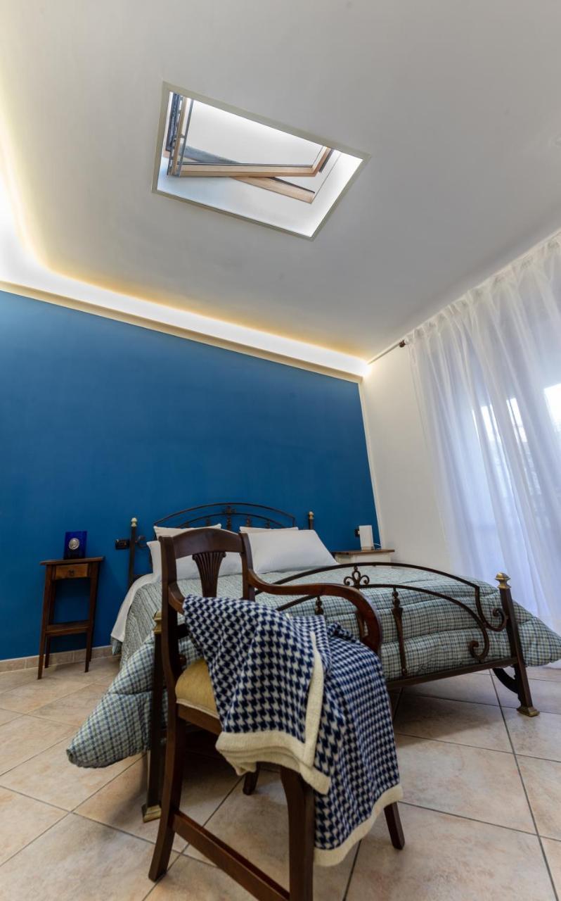Ohana Bed And Breakfast Кастеламаре ди Стабия Екстериор снимка