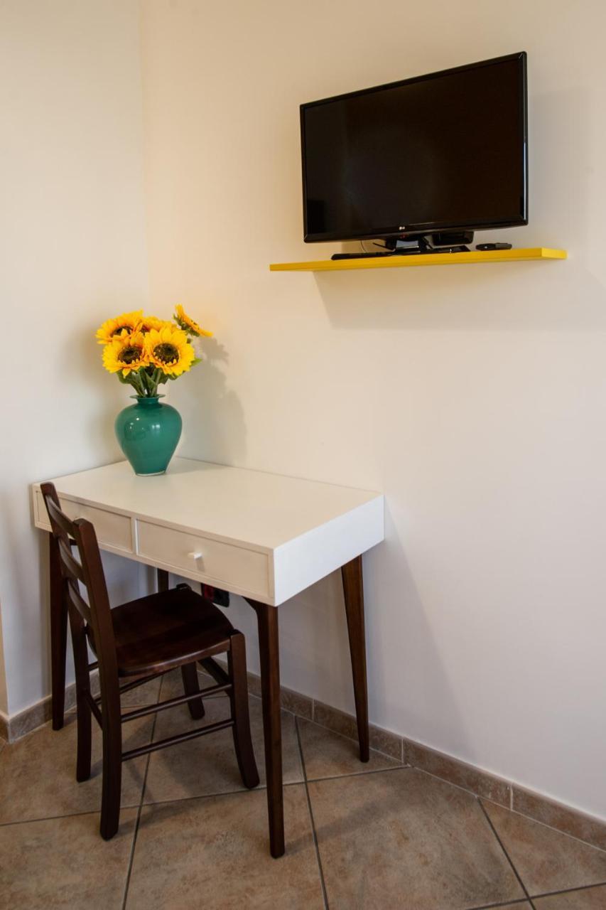 Ohana Bed And Breakfast Кастеламаре ди Стабия Екстериор снимка